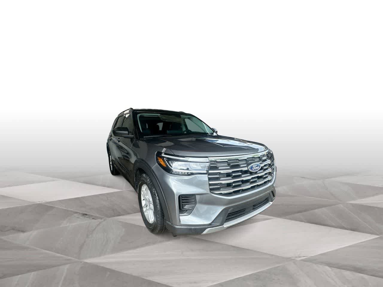 Used 2026 Ford Explorer Active RWD image 2