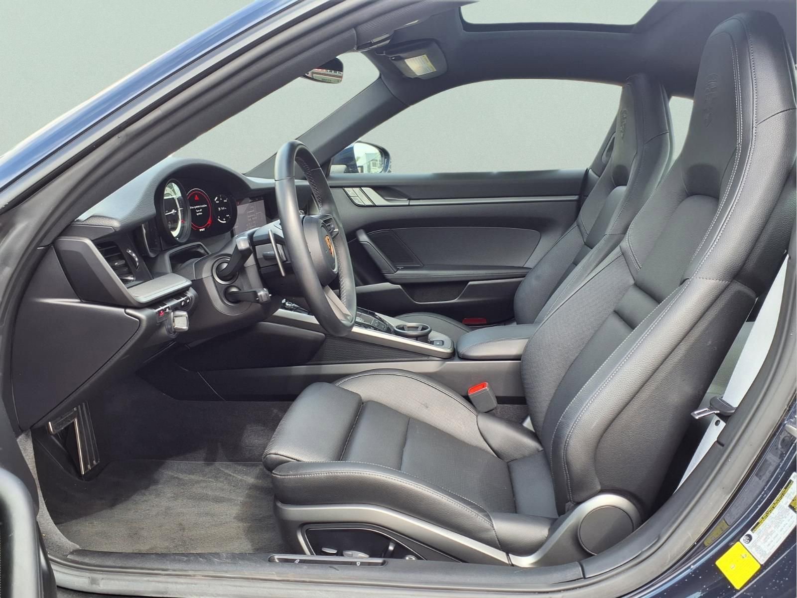 Used 2020 Porsche 911 Carrera image 11