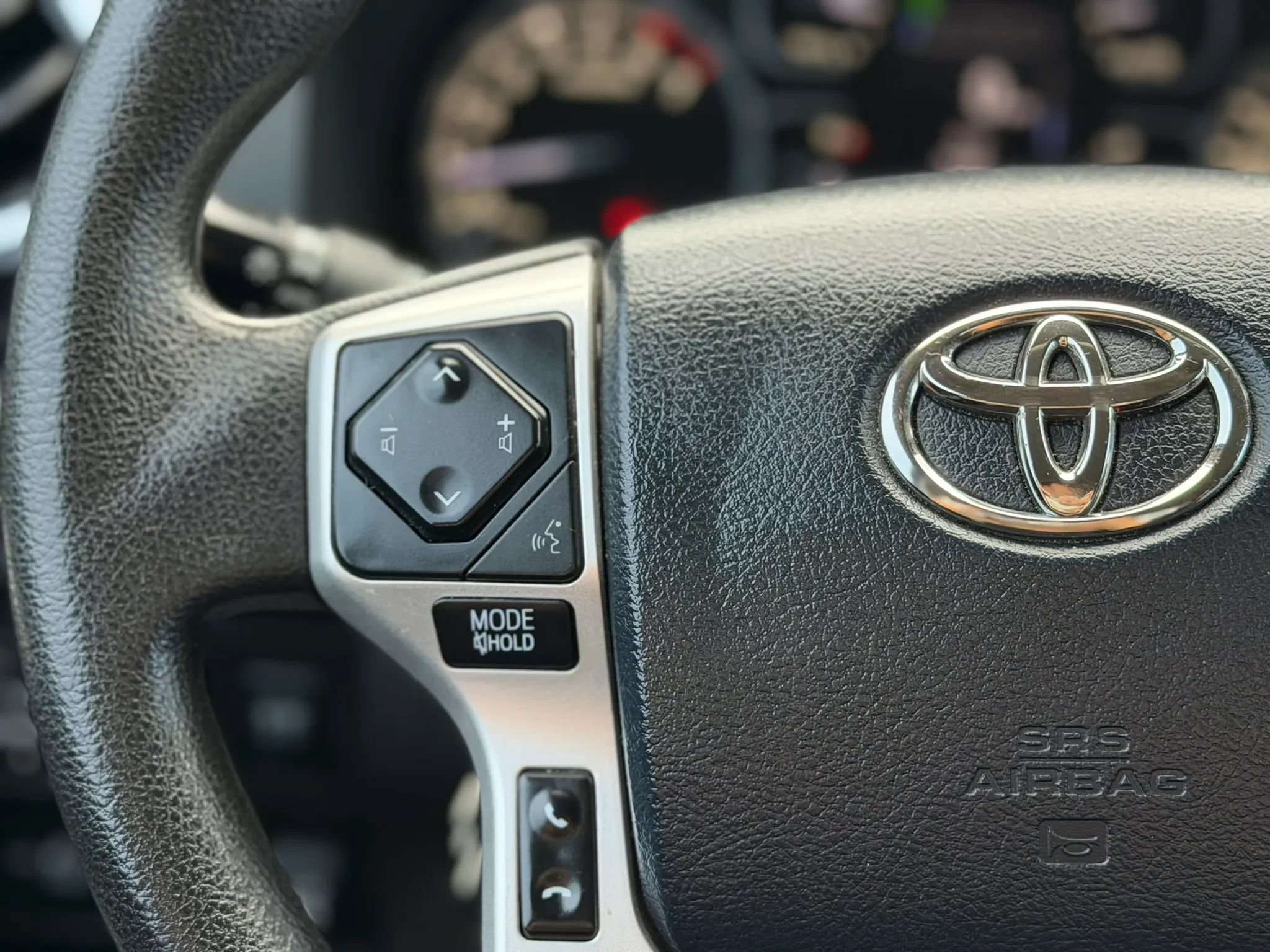 Used 2020 Toyota Tundra SR5 w/ SR5 Upgrade Package RWD image 37