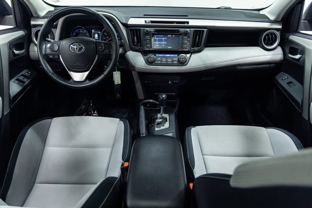 Used 2016 Toyota RAV4 XLE AWD/4WD image 21