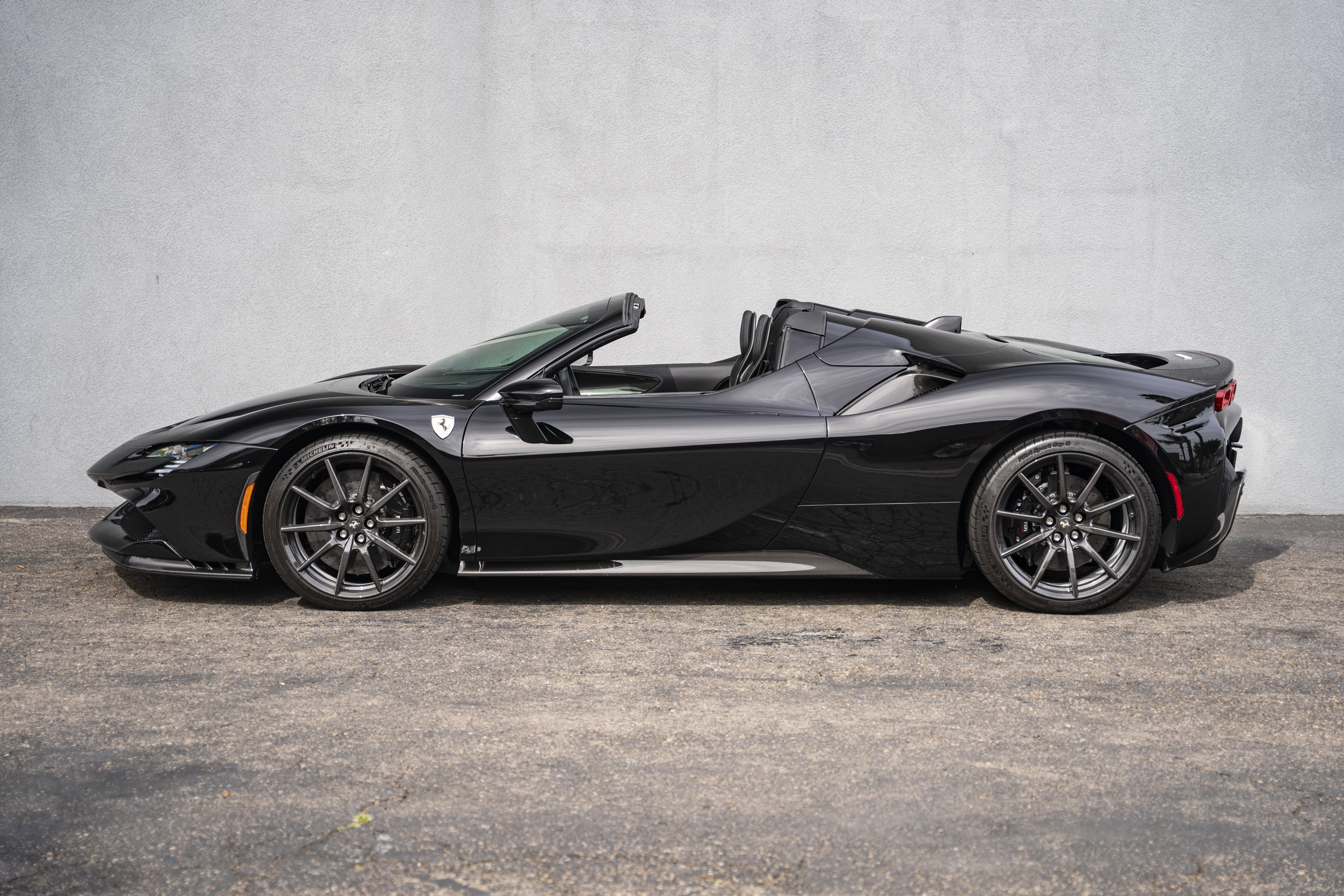 Certified 2024 Ferrari SF90 Spider image 2