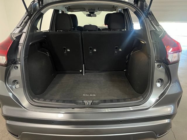 Used 2024 Nissan Kicks SR FWD image 16