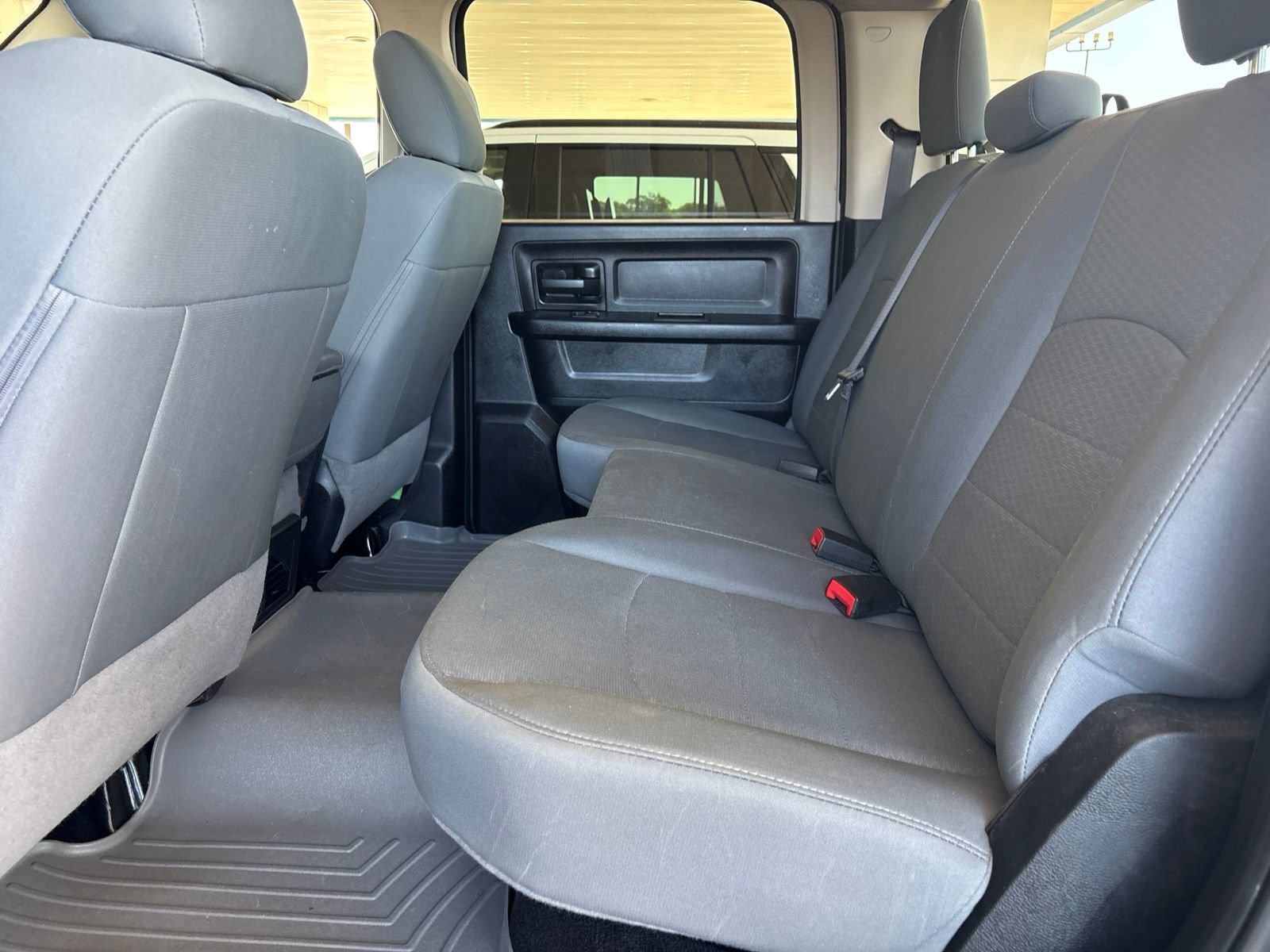 Used 2018 RAM 2500 Tradesman w/ Chrome Appearance Group AWD/4WD image 14