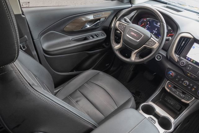 Used 2022 GMC Terrain Denali w/ Denali Premium Package image 23