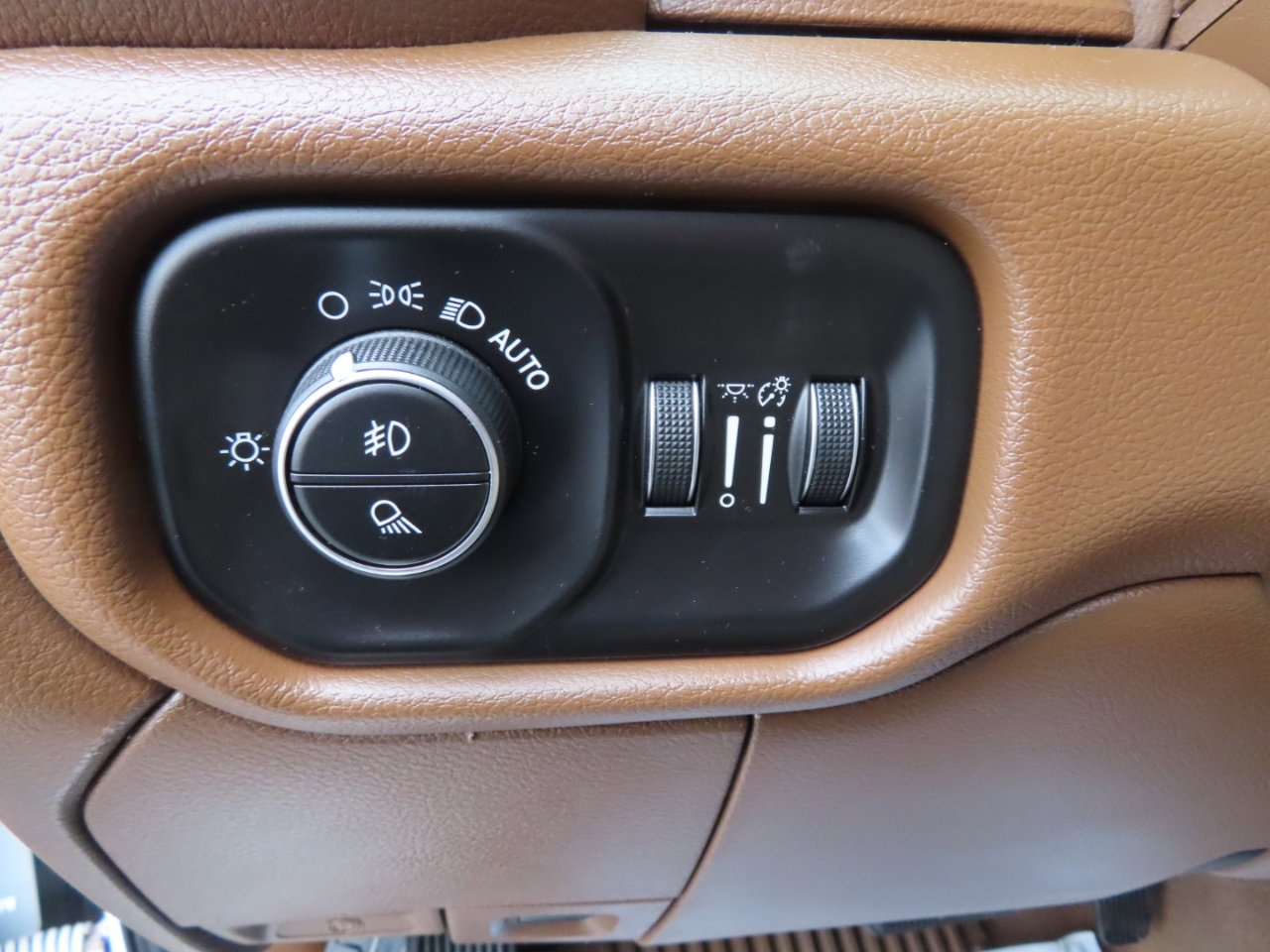 Used 2022 RAM 2500 Laramie image 35