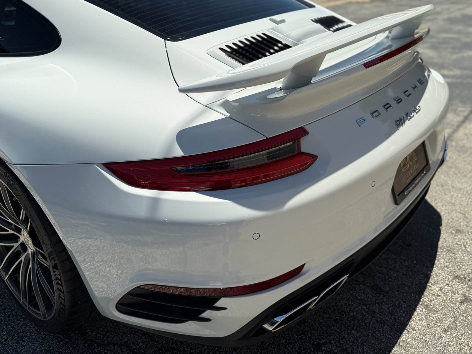 Used 2019 Porsche 911 Turbo AWD/4WD image 18