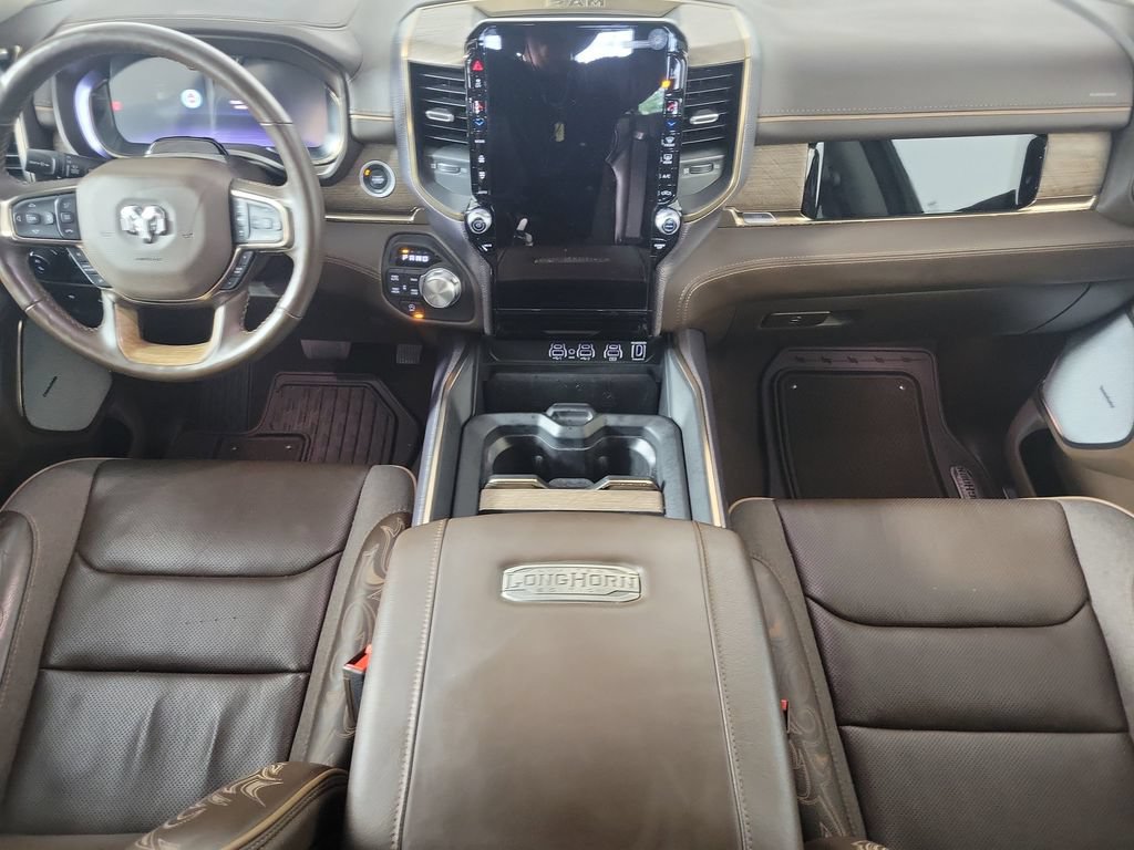 Used 2025 RAM 1500 Limited AWD/4WD image 14