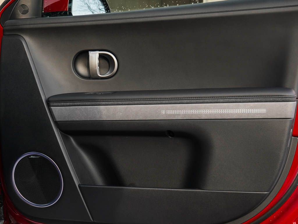 New 2026 Hyundai Ioniq 5 Limited image 9