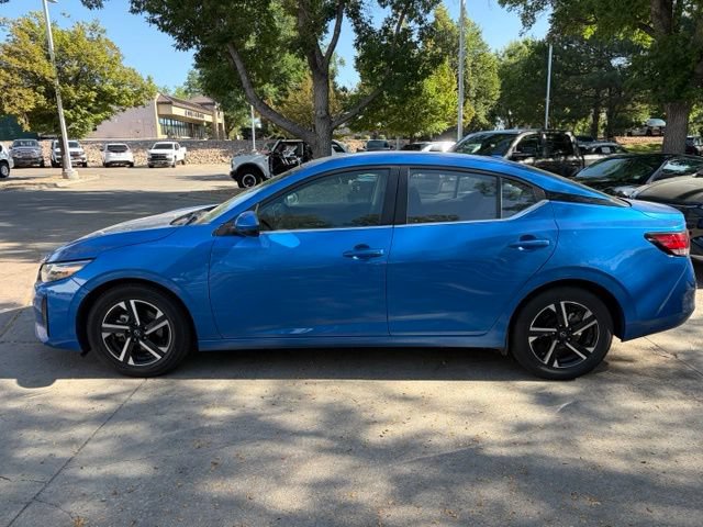 Used 2024 Nissan Sentra SV FWD image 2