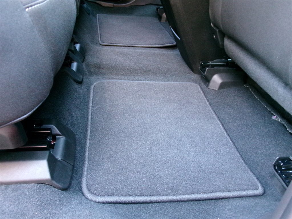 Used 2025 Chevrolet Blazer LT w/ Driver Confidence Package image 29