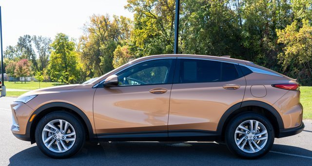 Used 2024 Buick Envista Preferred image 9