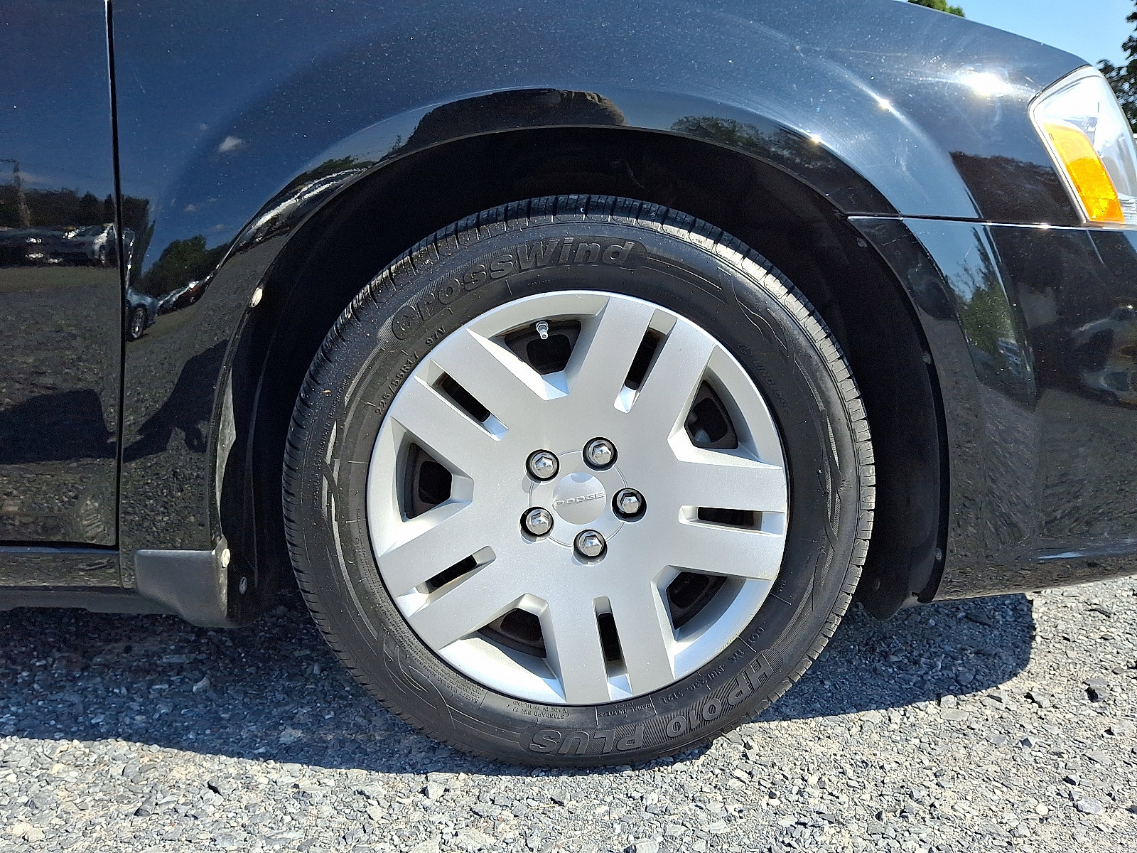 Used 2013 Dodge Avenger SE image 9