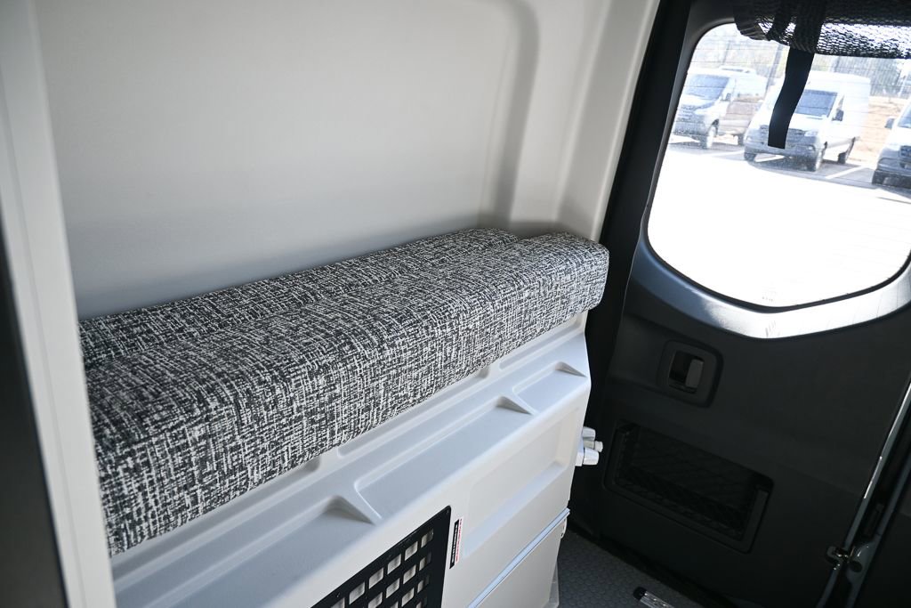 Used 2023 Mercedes-Benz Sprinter 2500 image 18