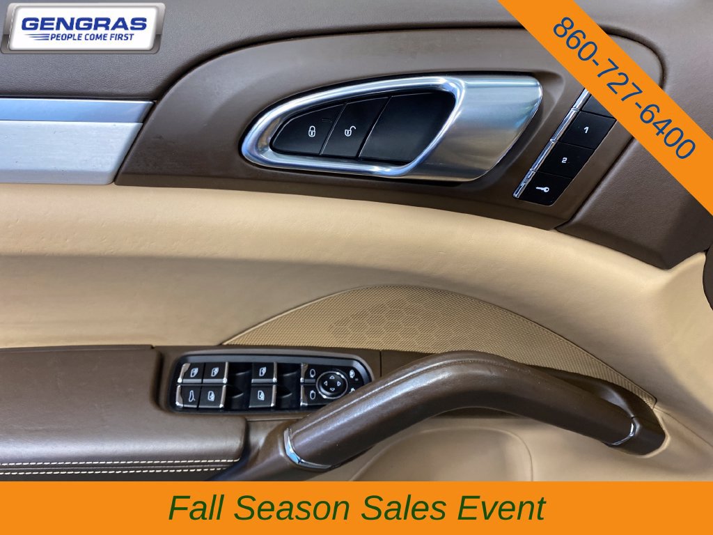 Used 2015 Porsche Cayenne Turbo AWD/4WD image 12