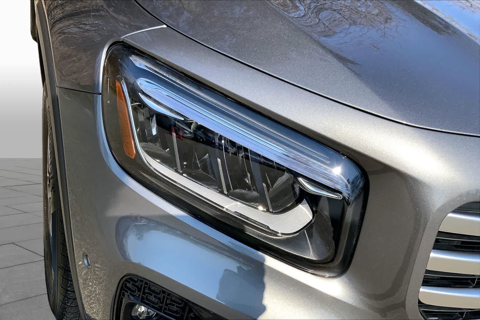 New 2026 Mercedes-Benz GLB 250 4MATIC image 17