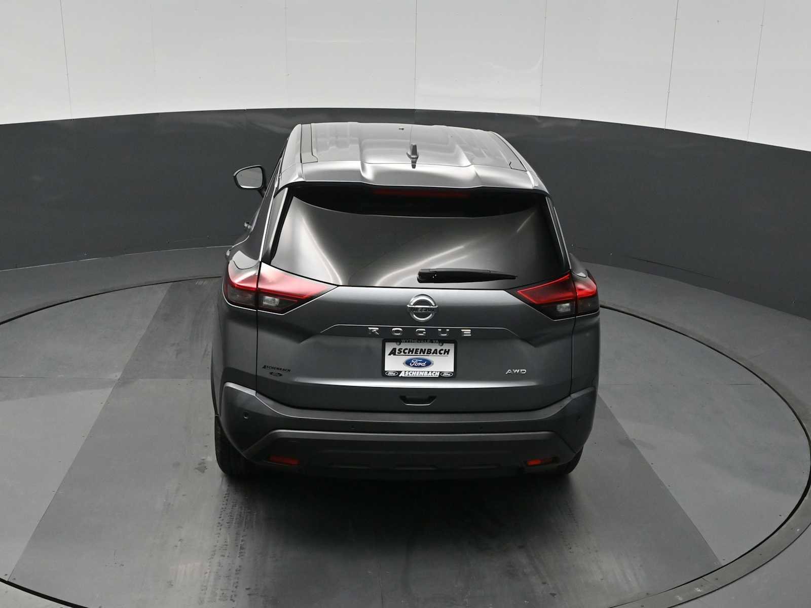 Used 2021 Nissan Rogue S image 16