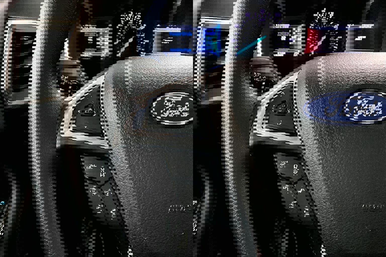 Used 2020 Ford Edge SEL w/ Convenience Package image 23