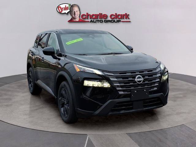 Certified 2026 Nissan Rogue SV FWD image 7