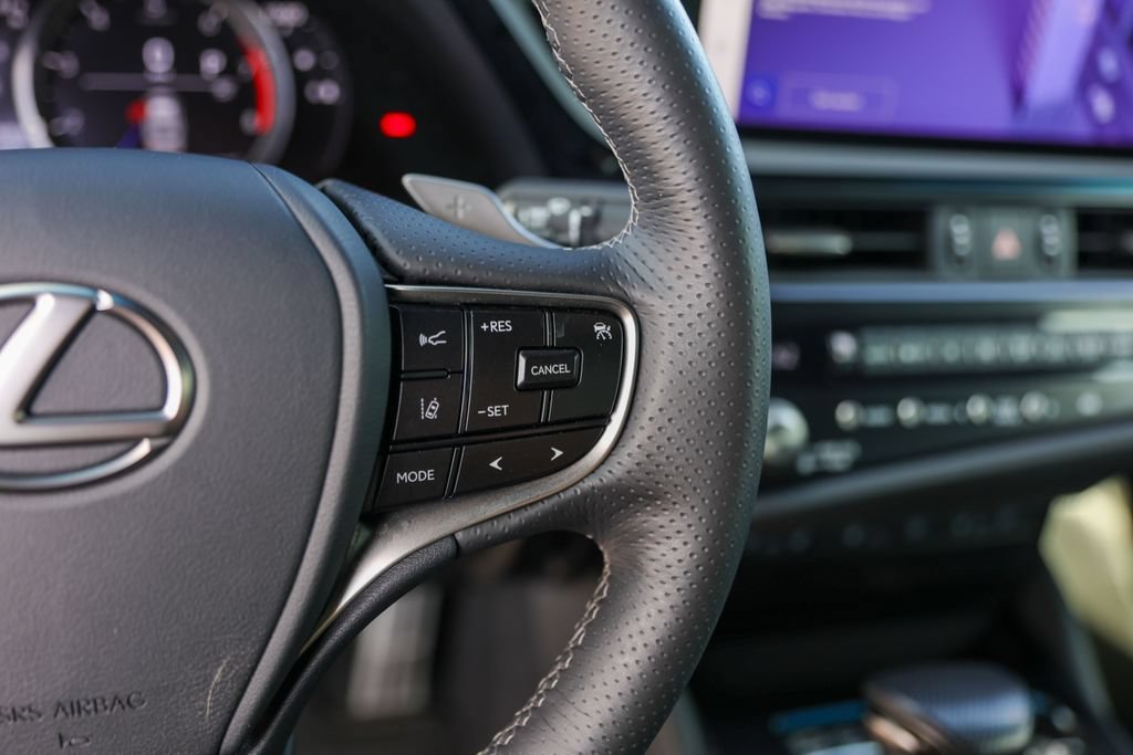 Used 2023 Lexus ES 350 F Sport w/ Accessory Package (Z2) FWD image 13