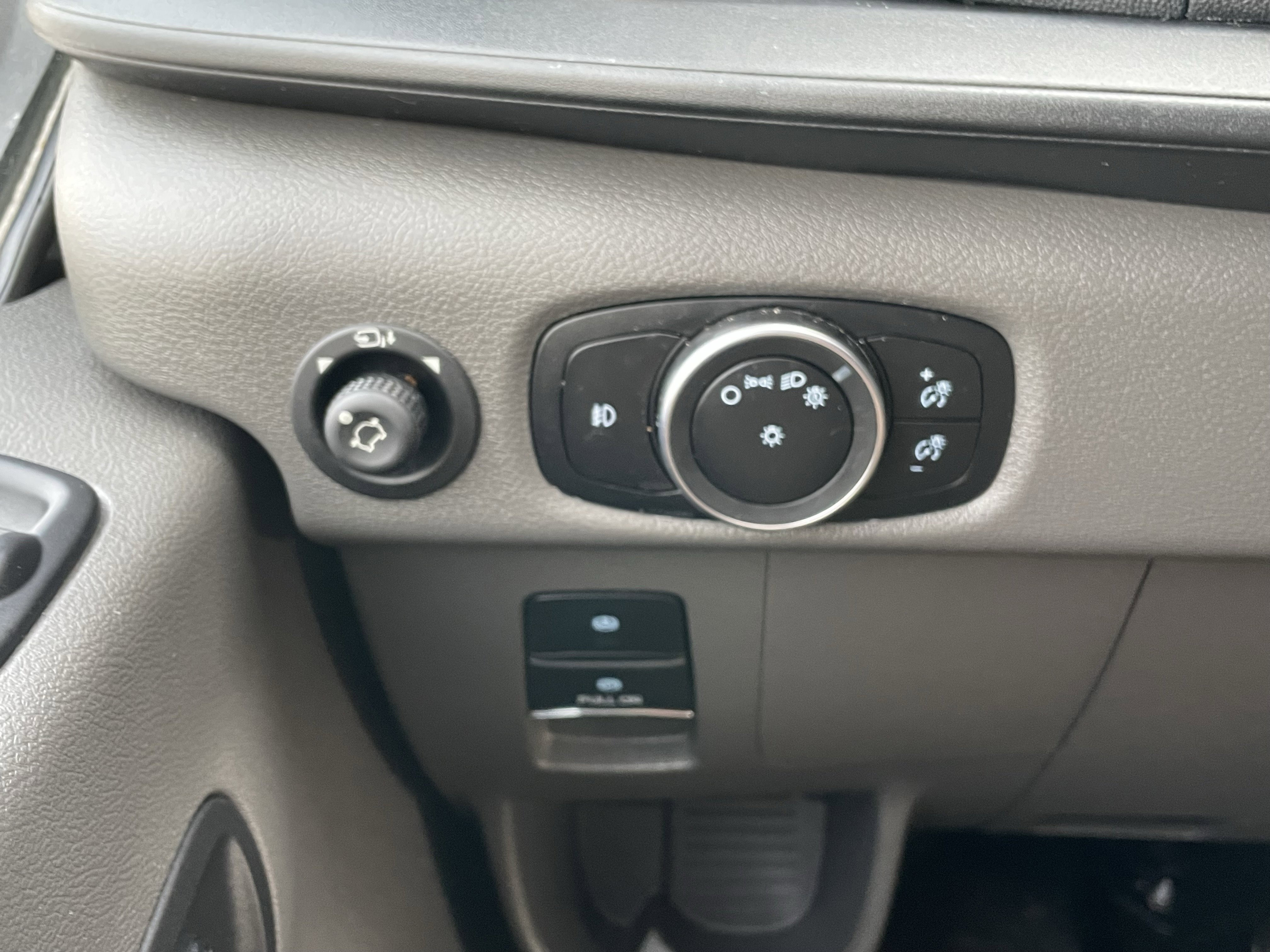 Used 2024 Ford Transit 350 XLT image 14