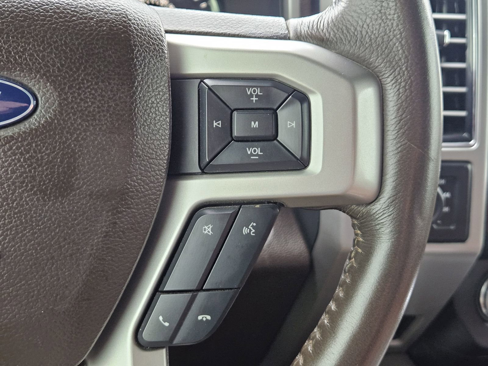 Used 2019 Ford F150 King Ranch image 27