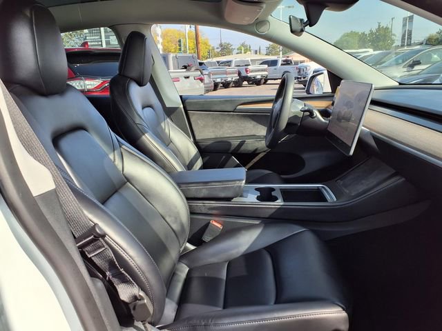 Used 2024 Tesla Model Y Long Range image 28