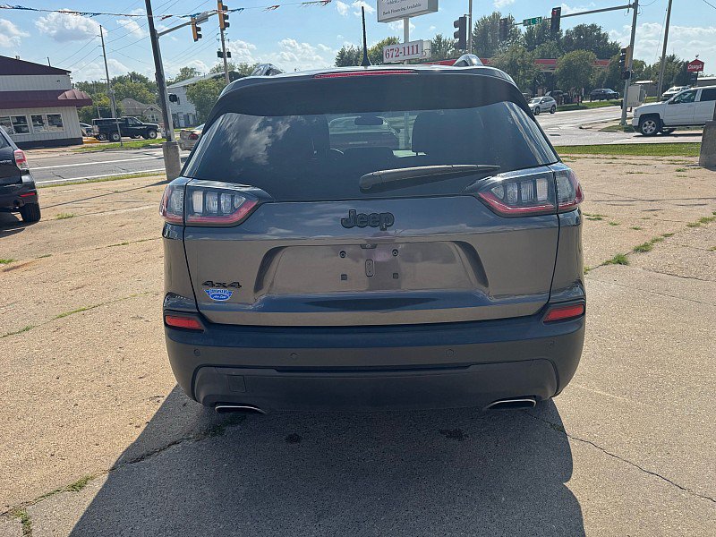 Used 2020 Jeep Cherokee Latitude Plus AWD/4WD image 8