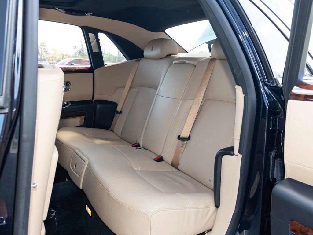 Used 2013 Rolls-Royce Ghost image 53