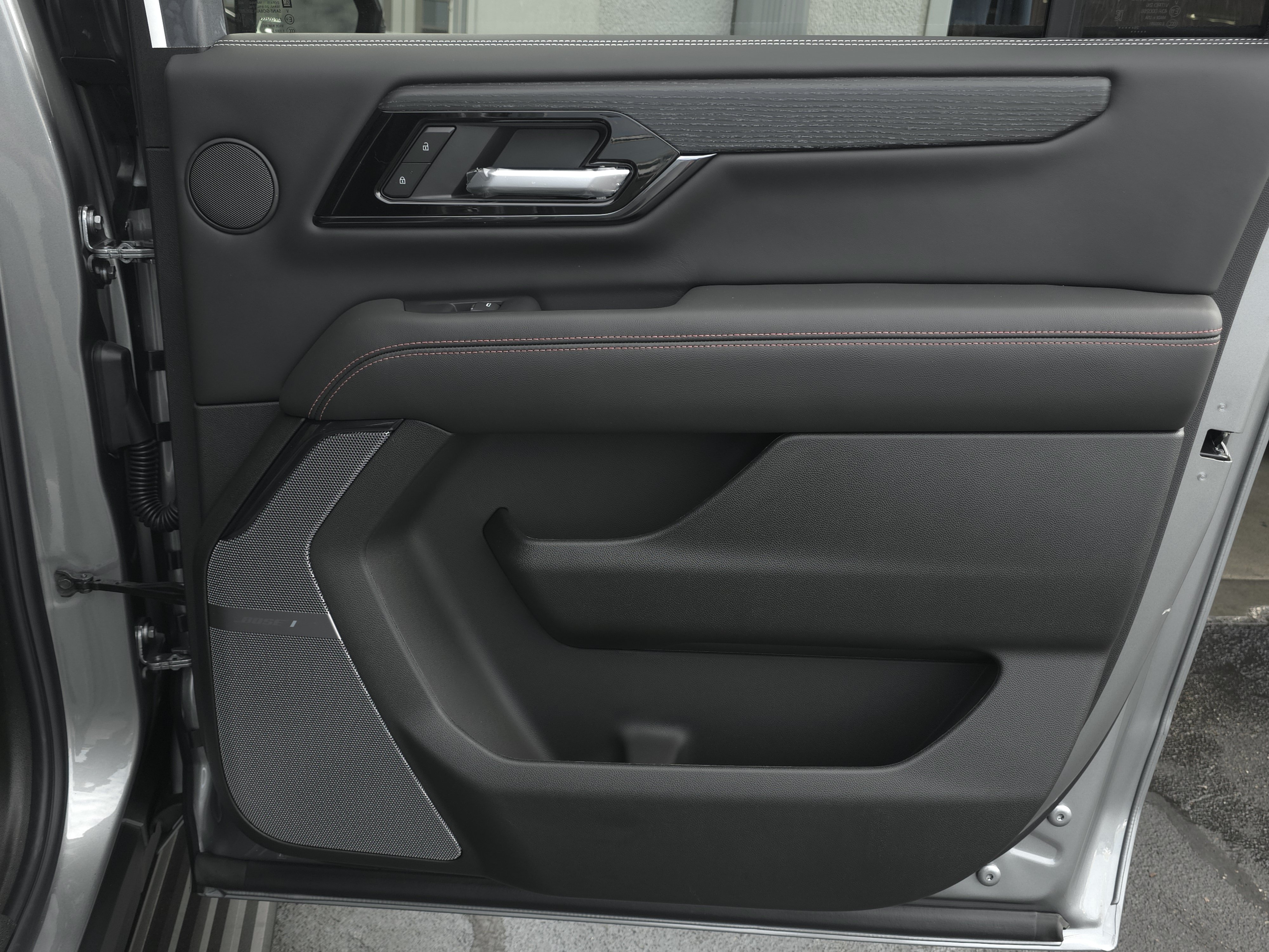 New 2026 GMC Yukon XL AT4 Ultimate w/ LPO, Floor Liner Package AWD/4WD image 54