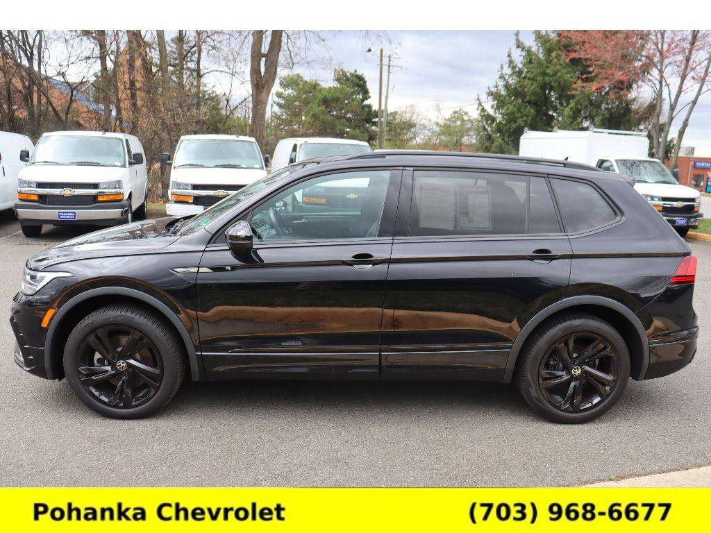 Used 2024 Volkswagen Tiguan SE R-Line image 4