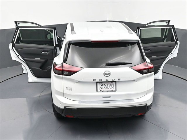New 2026 Nissan Rogue SV image 44