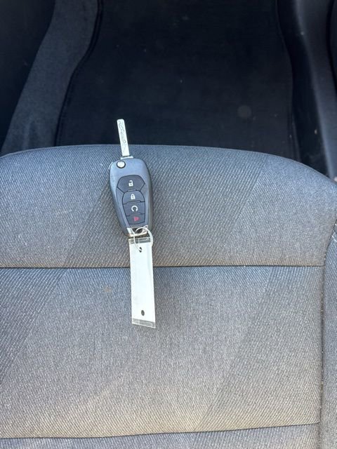 Used 2024 Chevrolet Trax RS w/ Driver Confidence Package image 29