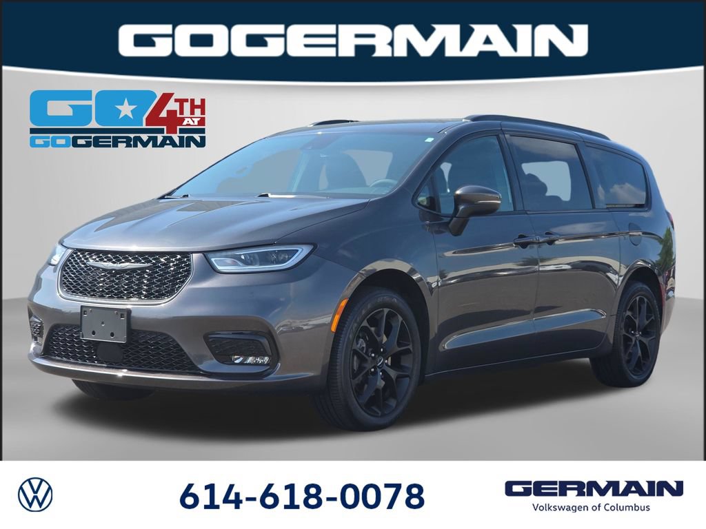 Used 2023 Chrysler Pacifica Touring-L w/ S Appearance Package