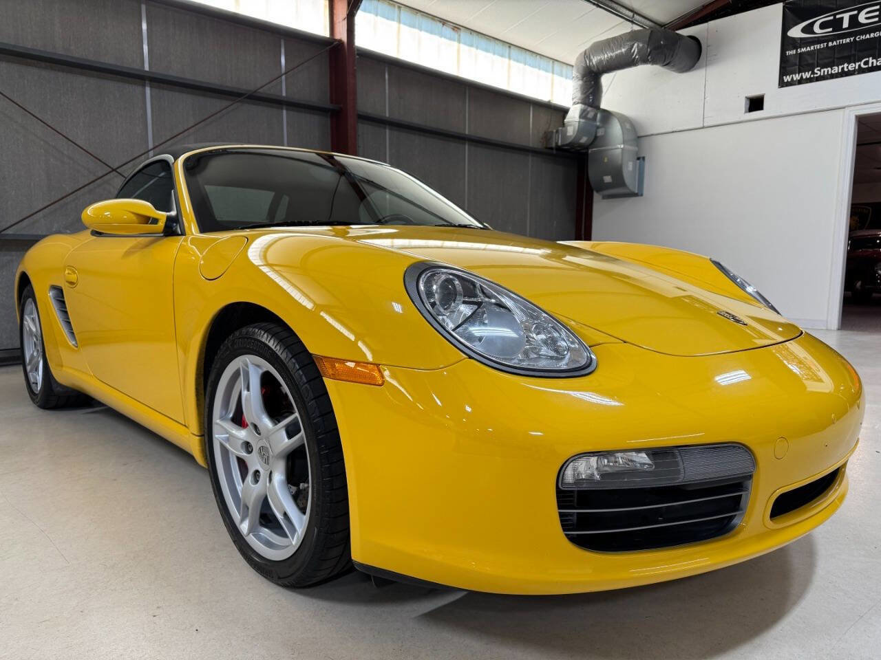 Used 2005 Porsche Boxster S RWD image 21