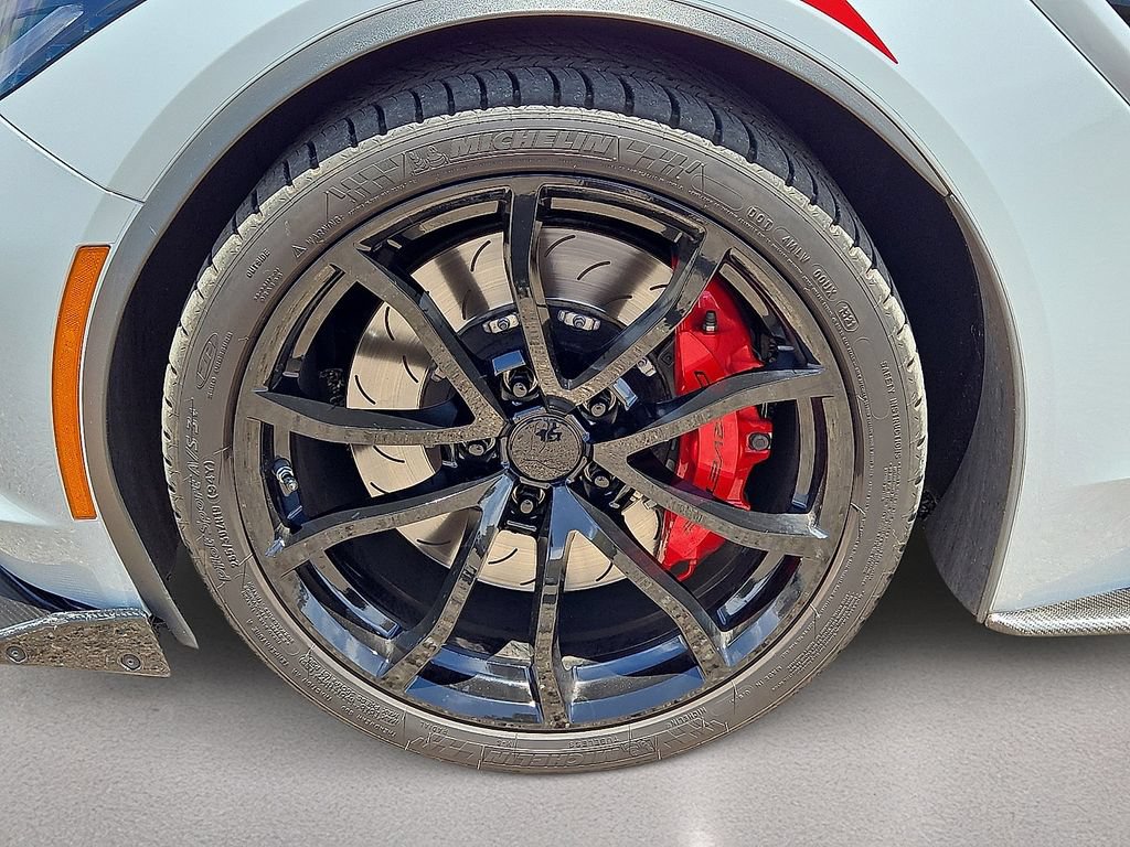 Used 2018 Chevrolet Corvette Grand Sport RWD image 12