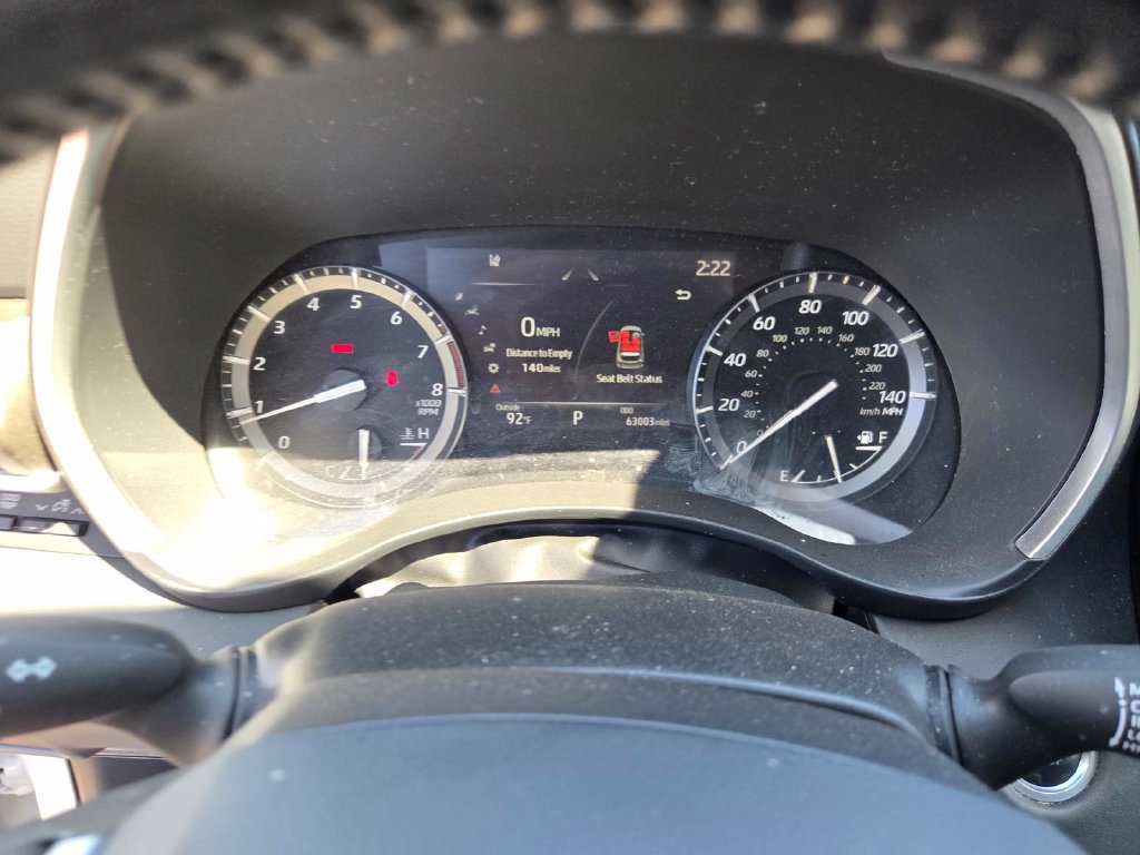 Used 2021 Toyota Highlander XLE FWD image 30