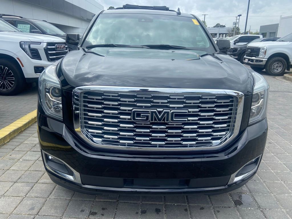 Used 2019 GMC Yukon Denali w/ Denali Ultimate Package image 3