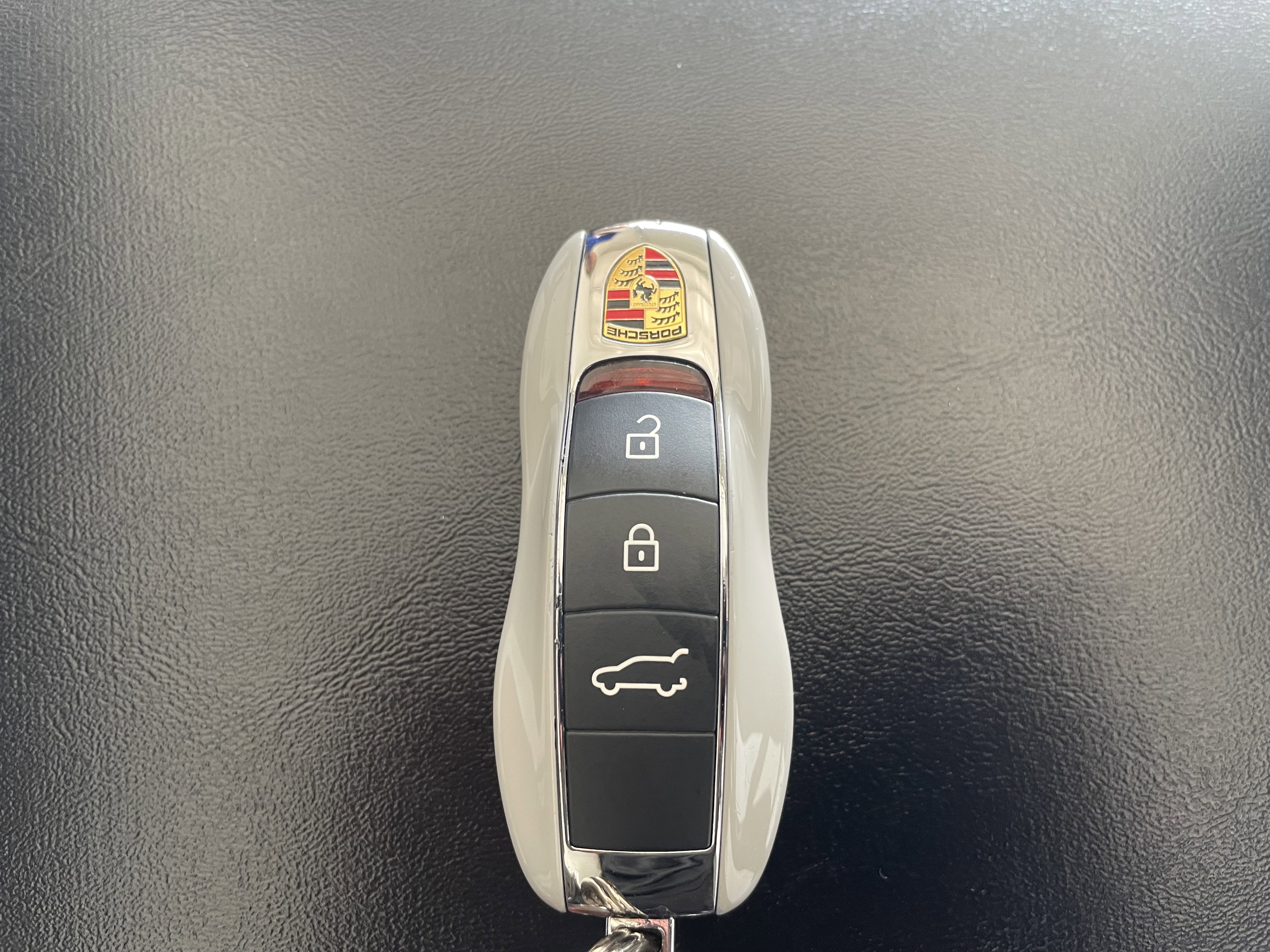 Certified 2024 Porsche Macan GTS AWD/4WD image 25