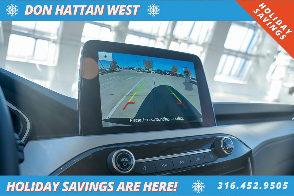 Used 2022 Ford Escape SEL image 8