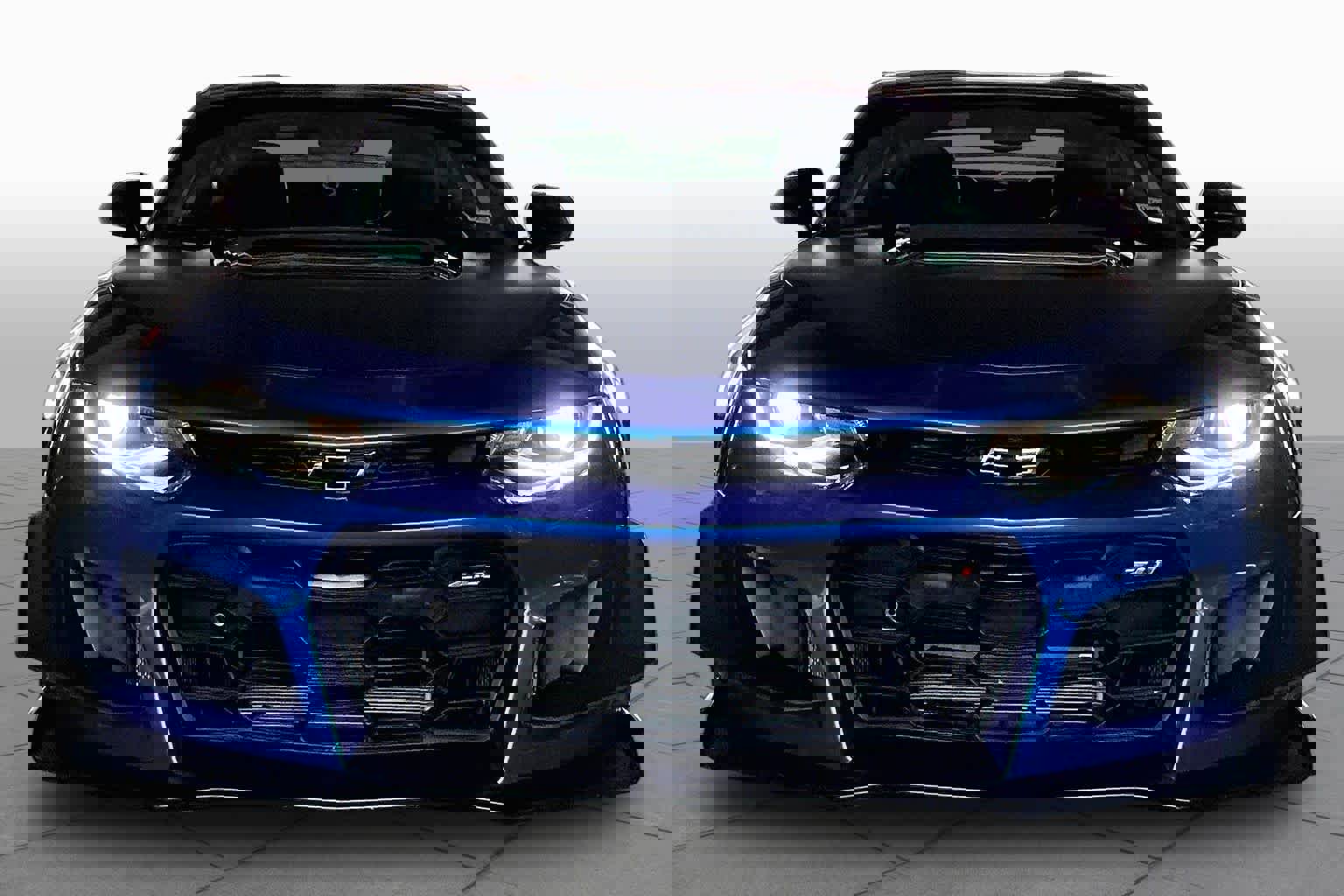 Used 2018 Chevrolet Camaro ZL1 RWD image 3