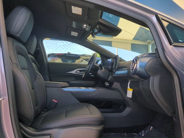 Certified 2026 Chevrolet Equinox EV LT AWD/4WD image 36