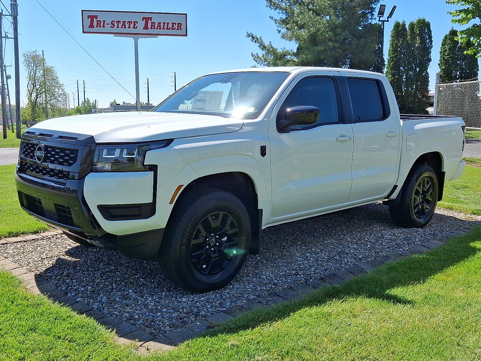 New 2026 Nissan Frontier SV w/ SV Convenience Package AWD/4WD video 3