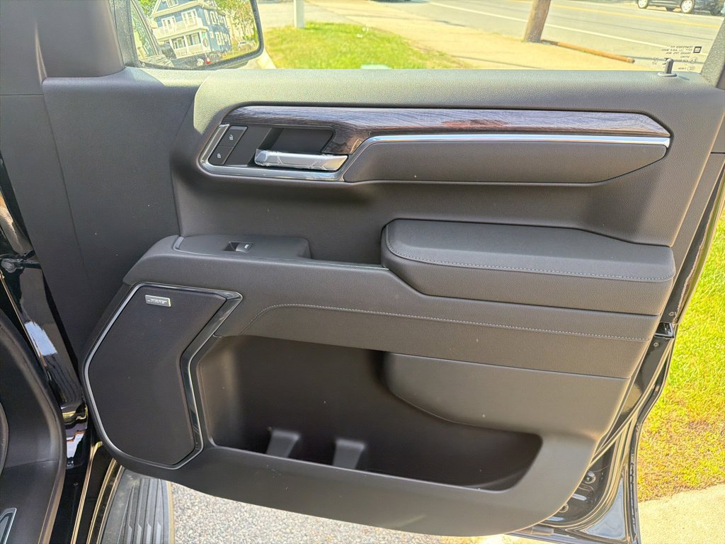 New 2026 Chevrolet Silverado 1500 LTZ w/ Technology Package AWD/4WD image 24