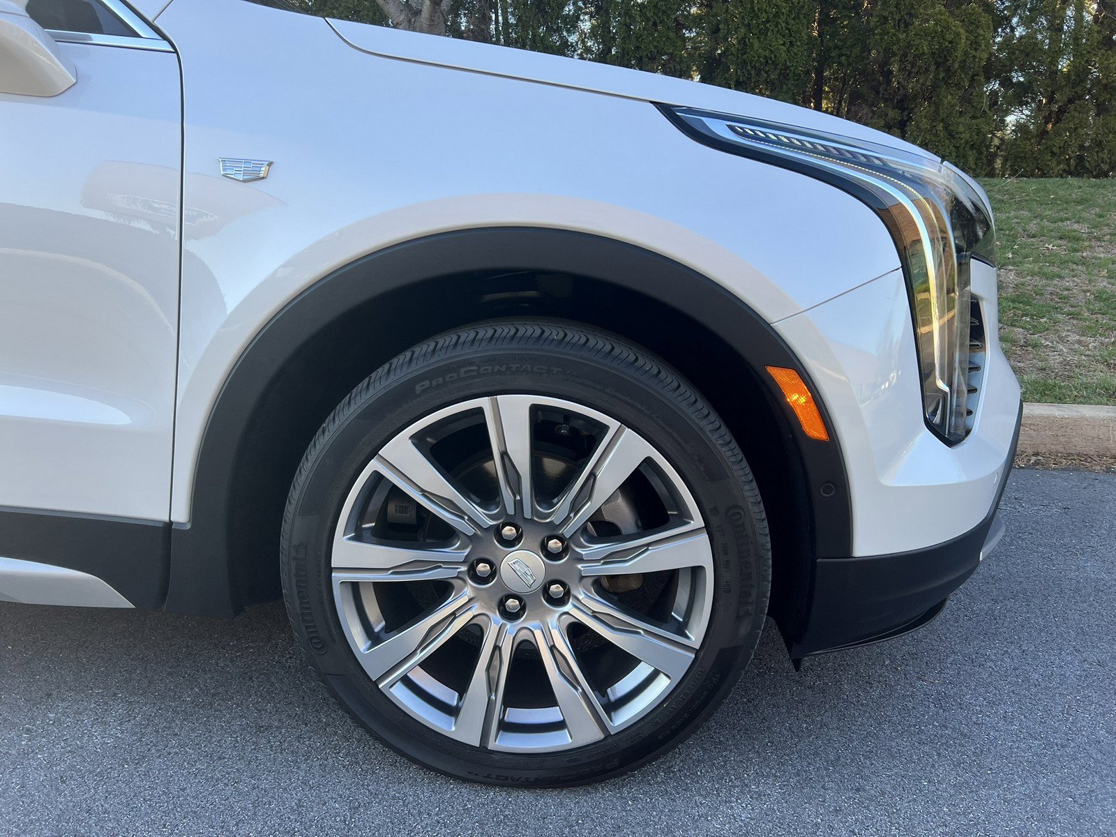 Used 2019 Cadillac XT4 Premium Luxury AWD/4WD image 61