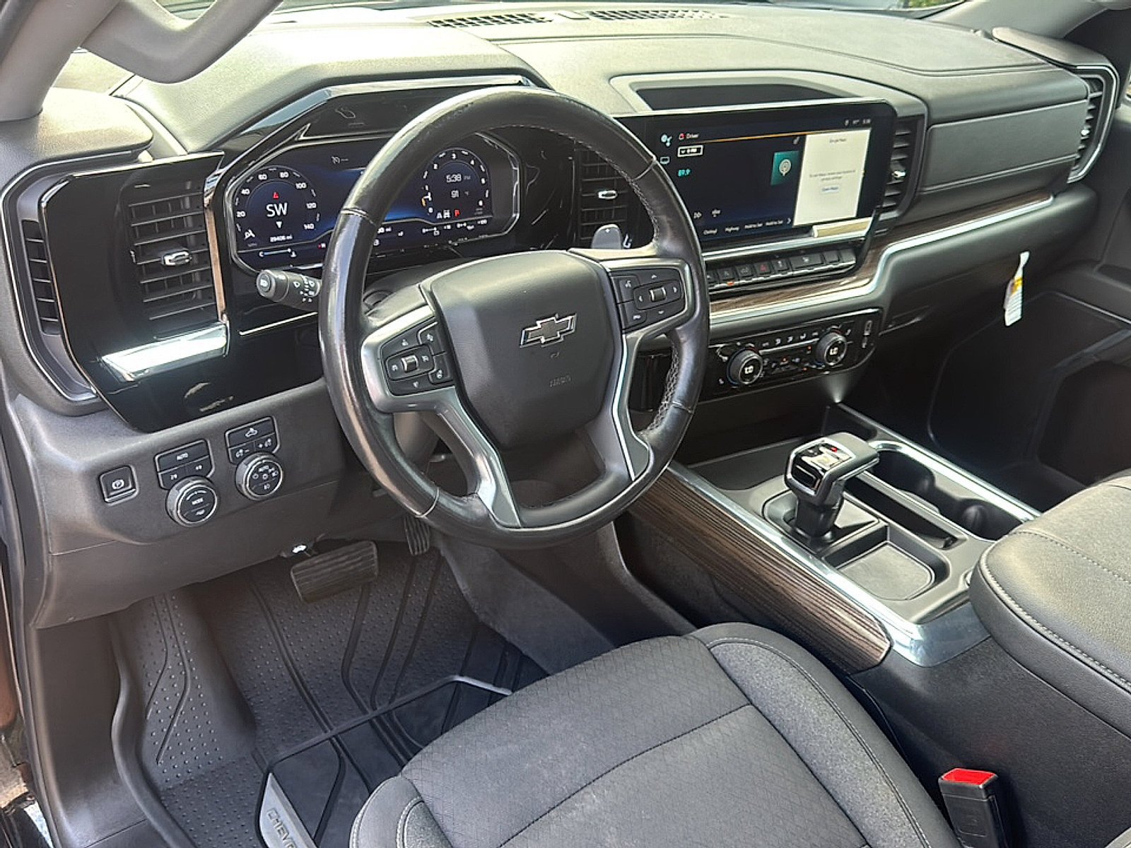 Used 2023 Chevrolet Silverado 1500 RST w/ Protection Package AWD/4WD image 10