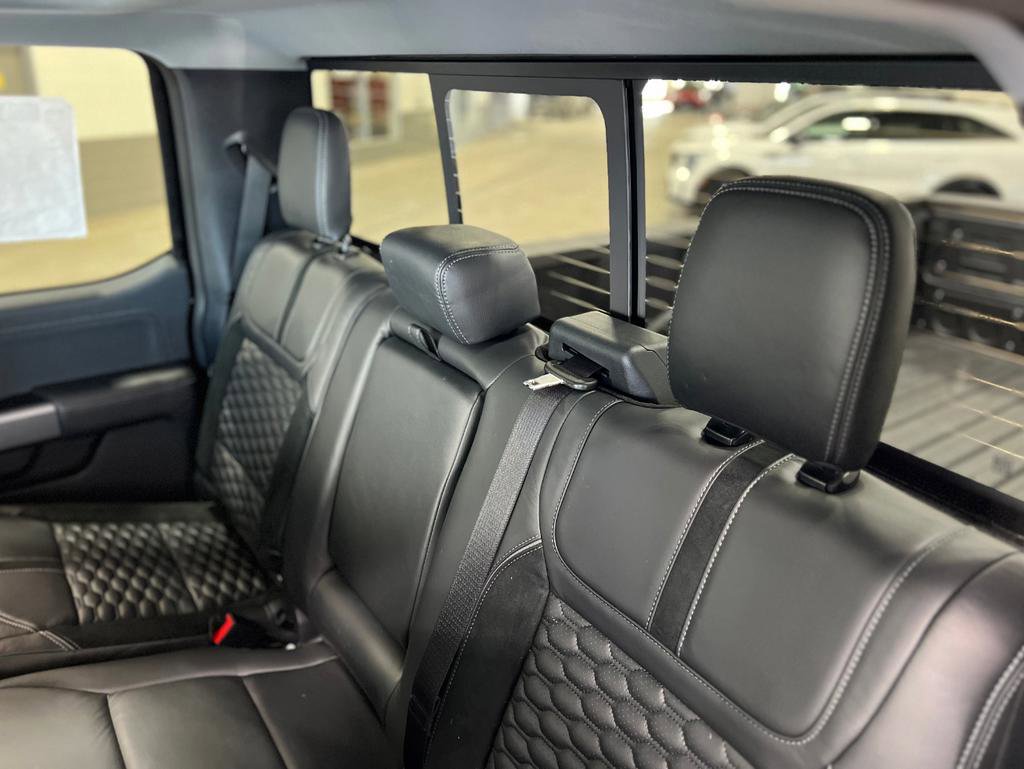 New 2026 Ford F350 Lariat w/ Black Appearance Package image 31