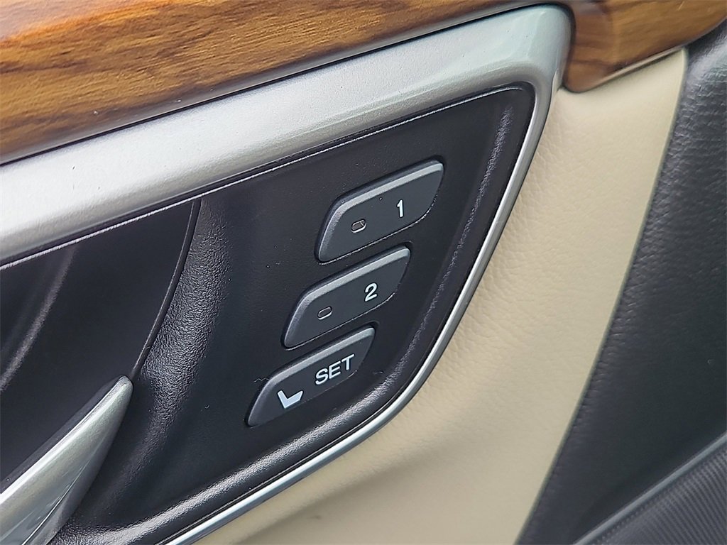 Certified 2019 Honda CR-V EX-L image 29