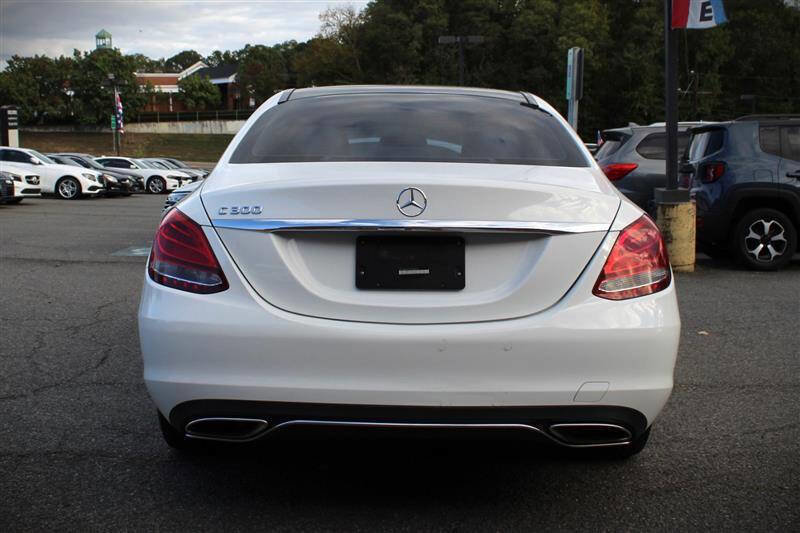 Used 2017 Mercedes-Benz C 300 Sedan w/ Premium 1 Package image 4