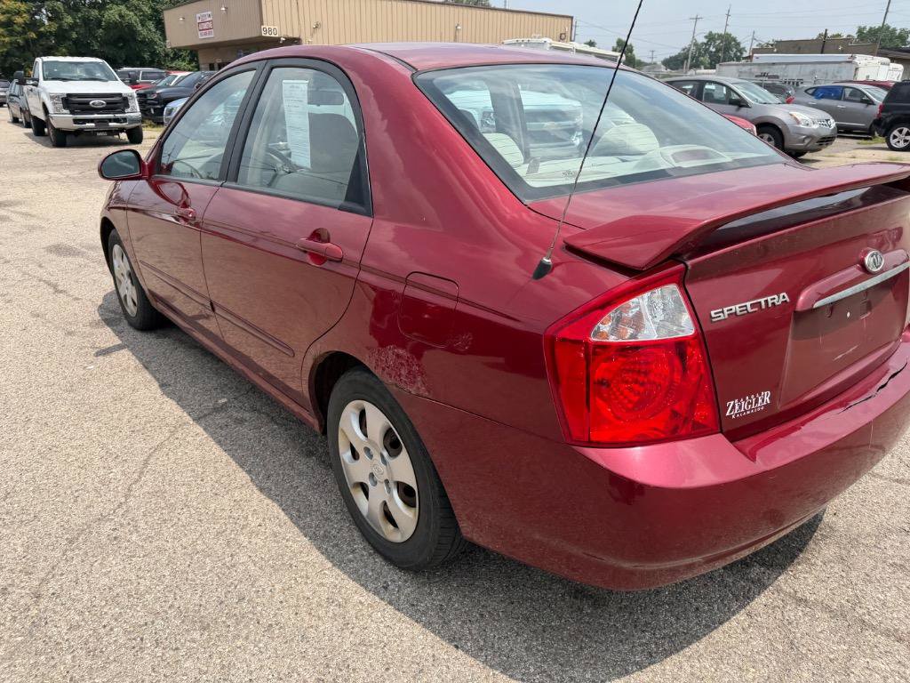 Used 2006 Kia Spectra EX FWD image 9