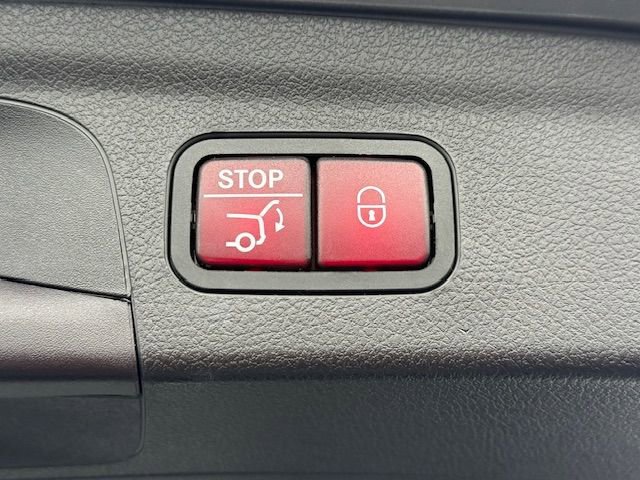 Used 2020 Mercedes-Benz GLE 350 4MATIC w/ Premium Package image 38